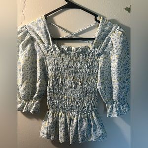 Shirt/ Crop Top